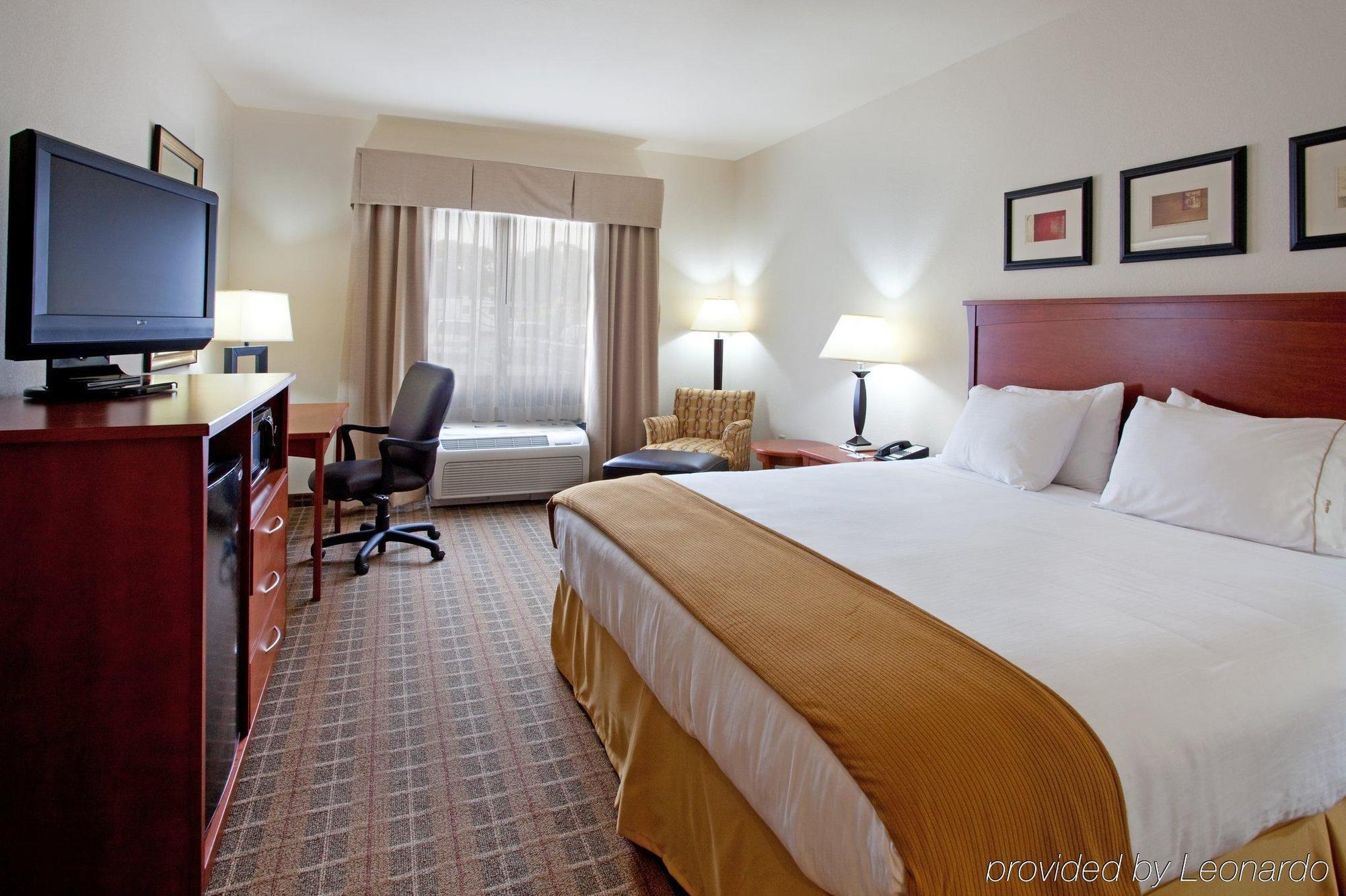 Holiday Inn Express & Suites - Hardeeville-Hilton Head By Ihg חדר תמונה