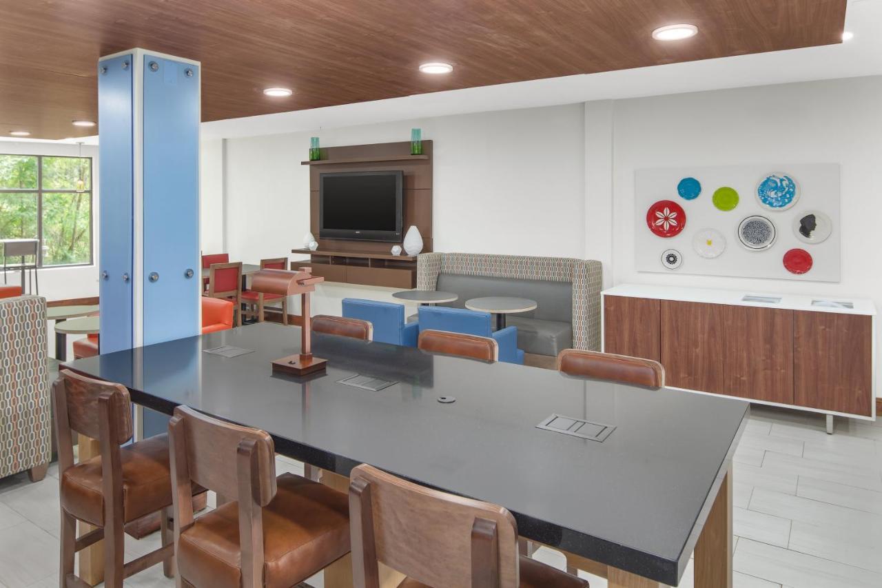 Holiday Inn Express & Suites - Hardeeville-Hilton Head By Ihg מראה חיצוני תמונה